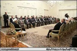 دیدار نوروزی رئیس جمهور با جمعی از وزرا ، مسئولان ومدیران دولتی/تصاویر