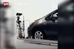 ببینید: ربات پلیس، رانندگان را جریمه می کند!