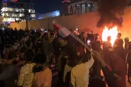 آتش زدن منزل ۳ نماینده پارلمان عراق + عکس و جزئیات