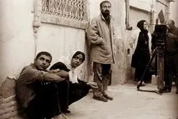 اصغر فرهادی و ترانه علیدوستی در پشت صحنه «شهر زیبا»/ عکس