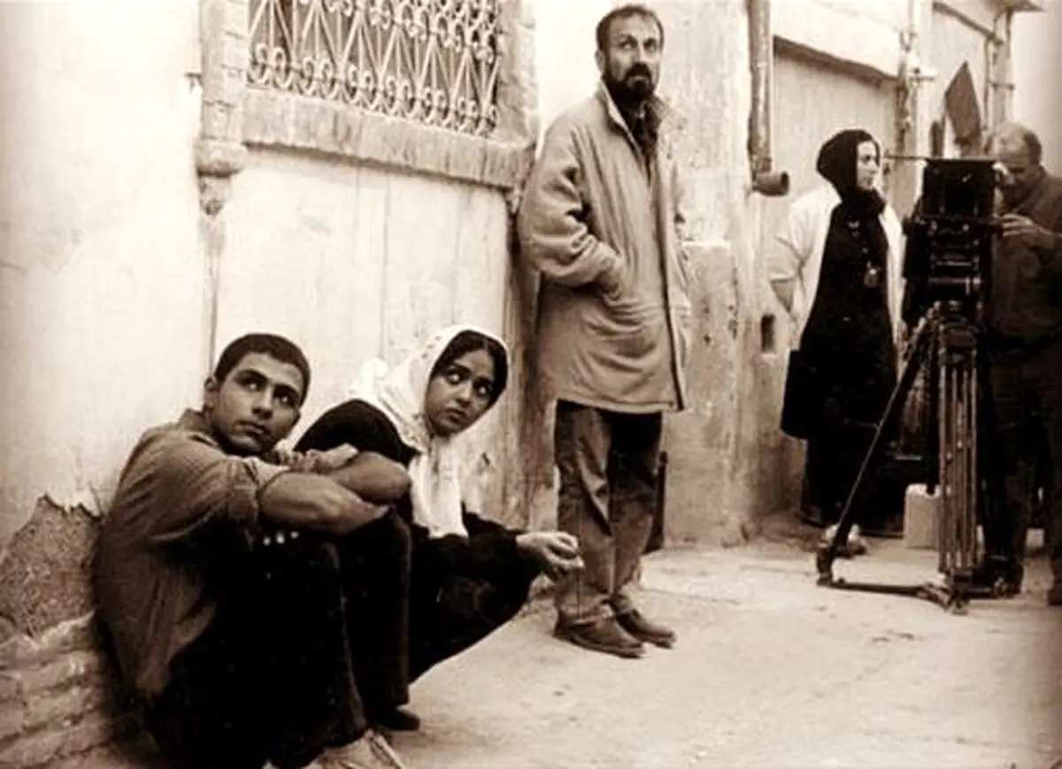 اصغر فرهادی و ترانه علیدوستی در پشت صحنه «شهر زیبا»/ عکس