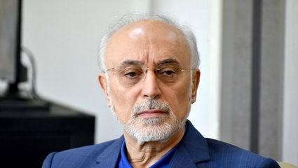 تقطیع سخنان دکتر صالحی درباره شروع دوباره جنگ | فیلم اصلی را ببینید