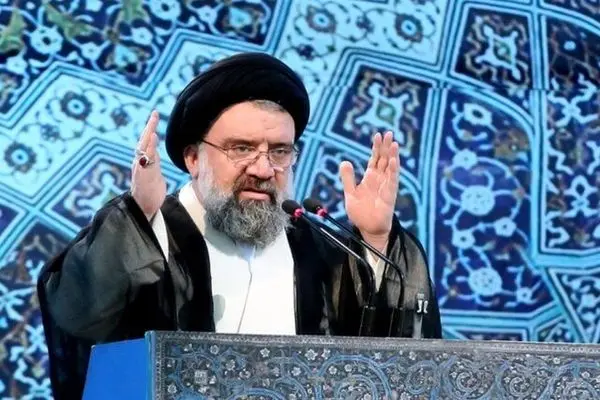 امام جمعه تهران: ولایت فقیه یک تئوری فقهی نیست بلکه متن قانون اساسی است