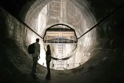 سوئیس بهشت امن یا آماده جنگ اتمی؟ | راز پناهگاه‌های بی‌شمار زیرزمینی چیست؟