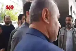 حضور خانواده شهید نیلفروشان در مراسم تشییع
