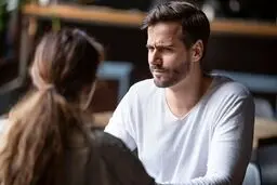 چند راه‌حل معجزه‌آسا برای برخورد با شوهر بی احساس و بی ذوق