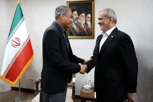 پیام مذاکراتی شهباز شریف و عاصم منیر به پزشکیان تحویل شد