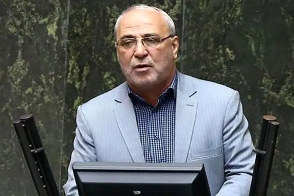 تصمیم مجلس درباره نرخ سوم بنزین در جایگاه ها