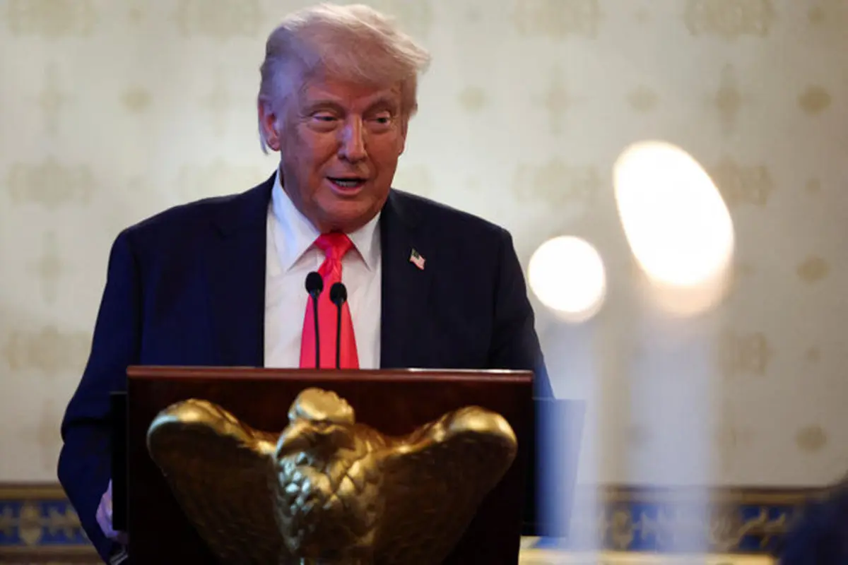 به دستور ترامپ پرچم‌های آمریکا نیمه‌افراشته شد