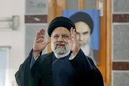 عکسی از برادر شهید ابراهیم رئیسی روی آنتن زنده تلویزیون