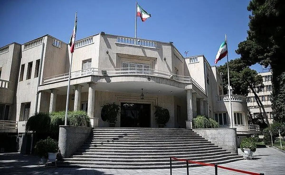 فرهیختگان: برخی اصلاح‌طلبان چشم‌انتظار شکست دولت هستند