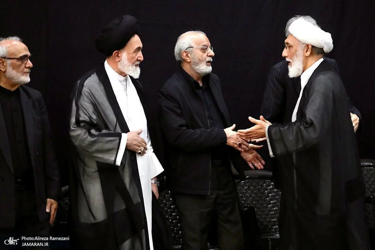 حجت الاسلام پورمحمدی در مراسم یادبود شهدای خانواده رهبر معظم انقلاب + عکس