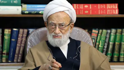 فیلمی از آیت الله امامی کاشانی که وصیت کرده بودند بعد از وفات منتشر شود