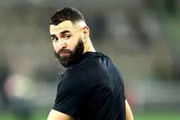 تلاش مالک لیون برای جدایی بنزما از الاتحاد