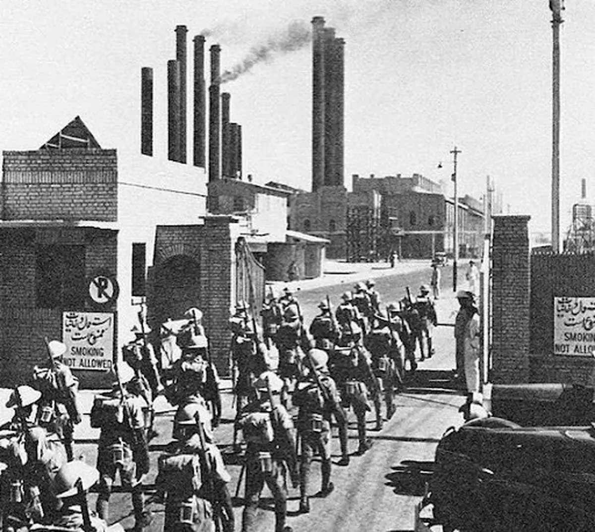 داستان سقوط رضاشاه در شهریورماه/ احترام ژنرال روس به سرباز ایرانی