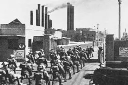 داستان سقوط رضاشاه در شهریورماه/ احترام ژنرال روس به سرباز ایرانی