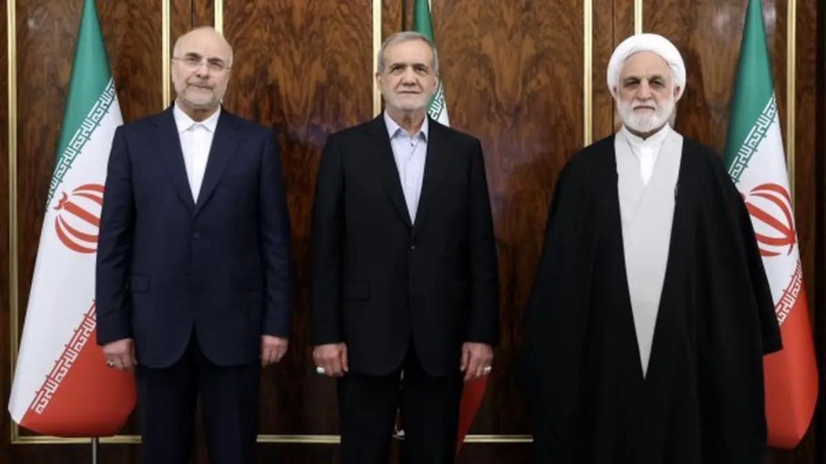 در نشست سران قوا مطرح شد: همدلی و عزم قوای سه‌گانه در راستای تحقق شعار سال