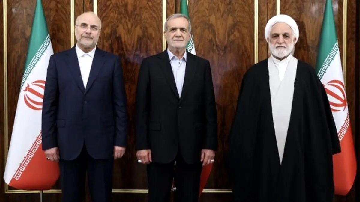 در نشست سران قوا مطرح شد: همدلی و عزم قوای سه‌گانه در راستای تحقق شعار سال