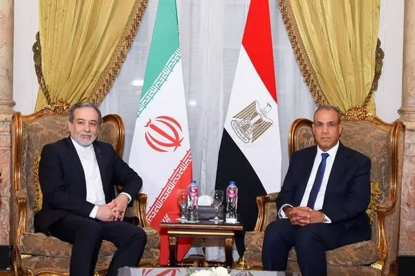 رایزنی عراقچی با میانجی جدید