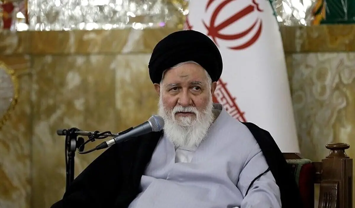حضور نیروی انتظامی در دفاع از مقدسات و امنیت نشانه قدرت و صلابت است