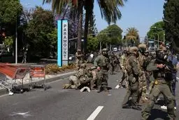 حمله به مأموران مهاجرت آمریکا؛ دستور ترامپ برای اعزام ۲ هزار نیرو