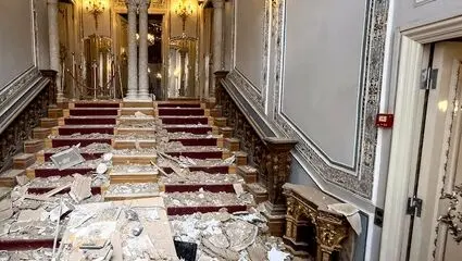 تخریب گسترده  کاخ سعدآباد درپی بمباران دشمن