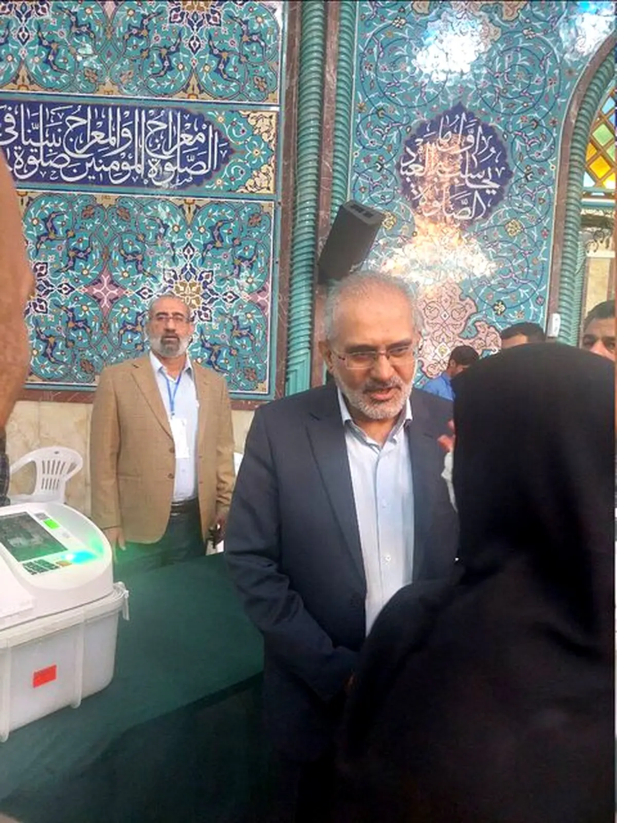 معاون پارلمانی رئیس‌جمهور در انتخابات شرکت کرد