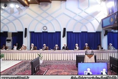 دیدار اعضای جامعه روحانیت مبارز با رییس جمهور