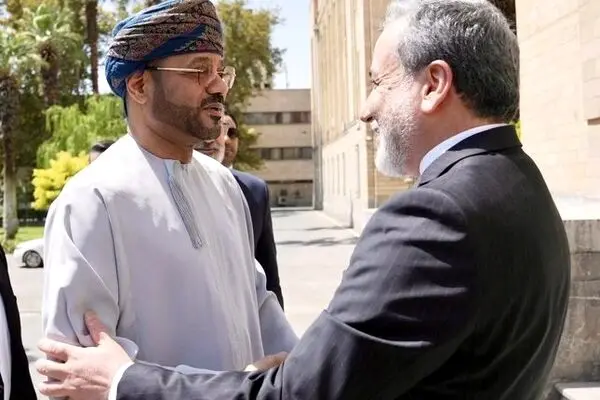 اتمام حجت عراقچی با آمریکا