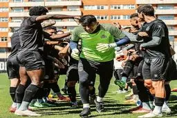 استقبال از علیرضا بیرانوند در اولین تمرین بوآویشتا با کتک