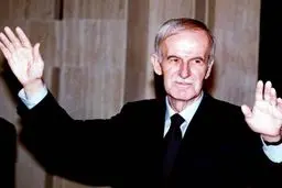 تبدیل قبر حافظ اسد به توالت عمومی توسط مخالفان!