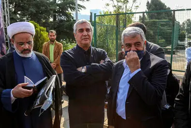 نادر طالب زاده