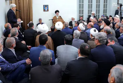 رهبر انقلاب