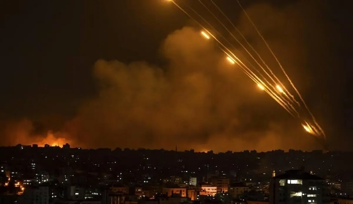 اصابت رگباری موشک‌های ایرانی به اهداف در اسرائیل