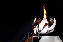  لحظه روشن شدن مشعل المپیک توکیو 