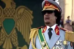 مقایسه عجیب کیهان؛ اگر مثل قذافی به دیگران اعتماد کنیم، چوبش را می‌خوریم!