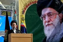 به یاری خدا از تنگناهای اقتصادی با اقتدار عبور می‌کنیم