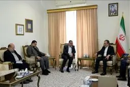 دیدار اعضای هیات حماس با عراقچی