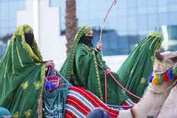 تصاویر شترسواران مرد و زن در روز ملی عربستان 