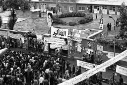 جواب هوشمندانه آیت الله خامنه‌ای با گروگان‌های سفارت آمریکا