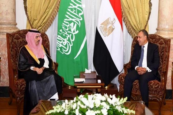 درخواست مصر و عربستان: ایران و اسرائیل آتش‌بس کنند!