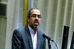جوانان کف خیابان بچه‌های ما هستند/ درد جوانان اقتصاد است نه حجاب