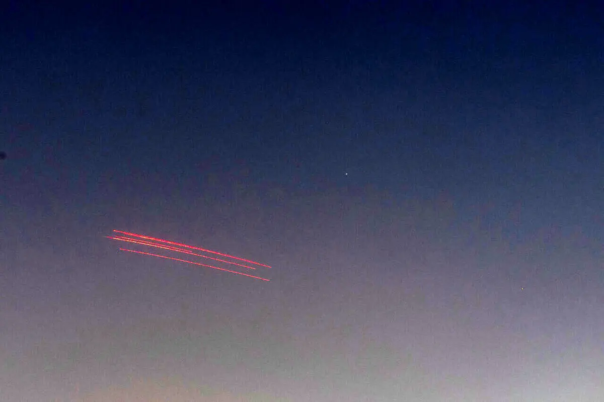 لحظه درگیری سنگین و موفق پدافند ارتش در آسمان تهران