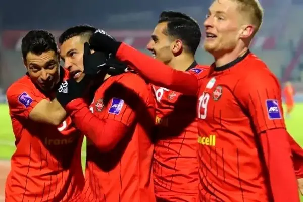 شعار هواداران تراکتور علیه پهلوی + فیلم