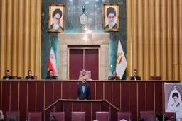 قالیباف: رابطه شورای شهر با مجلس باید نزدیک باشد