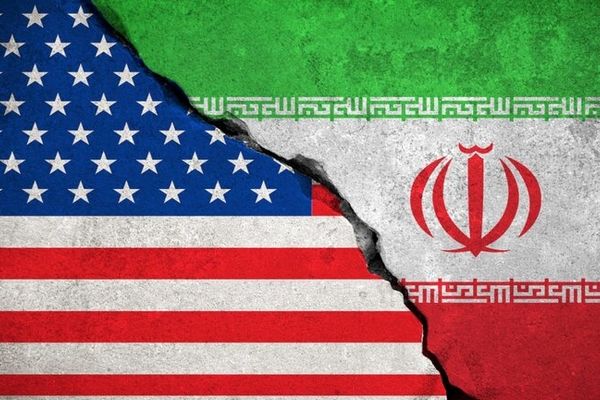 اعتراف نشنال اینترست: تغییر رژیم در ایران محال است