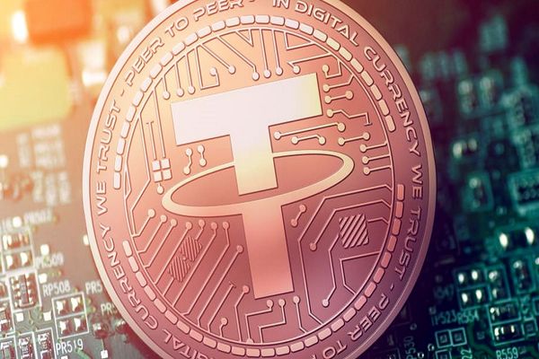 تأثیر نوسانات بازار ارزهای دیجیتال بر ارزش تتر؛ تحلیل وضعیت فعلی