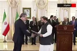 امضای ۱۲ سند همکاری میان ایران و پاکستان