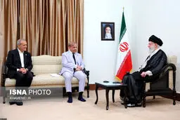 تصاویر دیدار نخست وزیر پاکستان با رهبر انقلاب