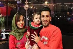 
توهین عجیب دختر حسین ماهینی در برنامه زنده | واکنش جالب حسین ماهینی